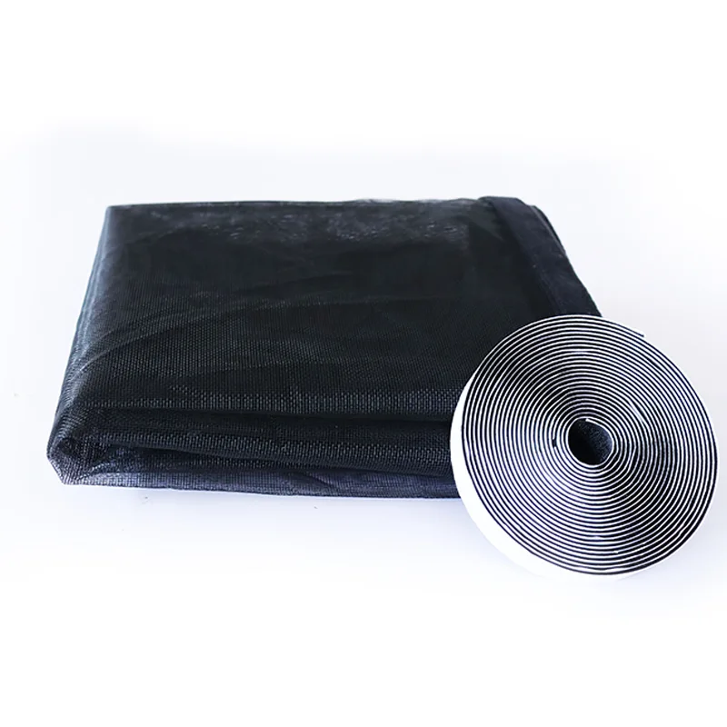 Москитная сетка и двухсторонний скотч