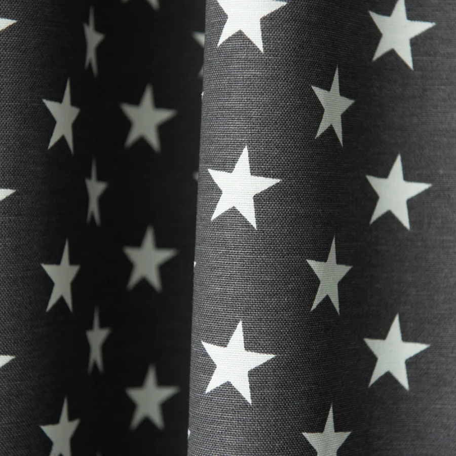 Принт звёздочки на шторах Сири