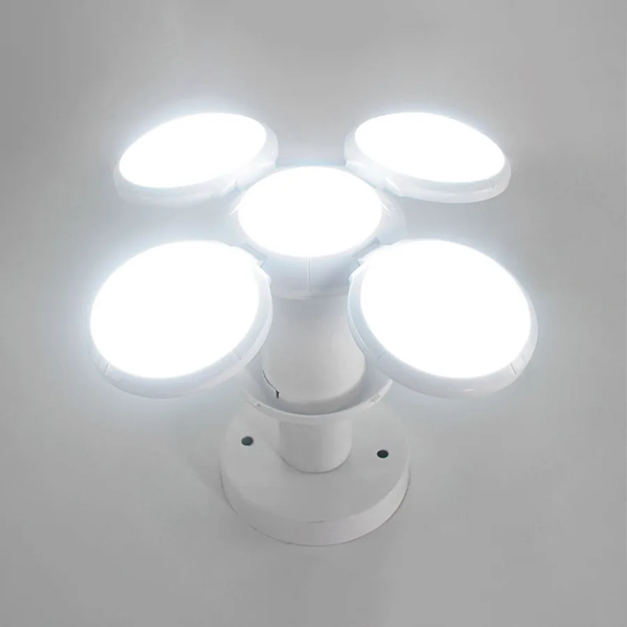 Горящие светодиодные секции раскладной лампы