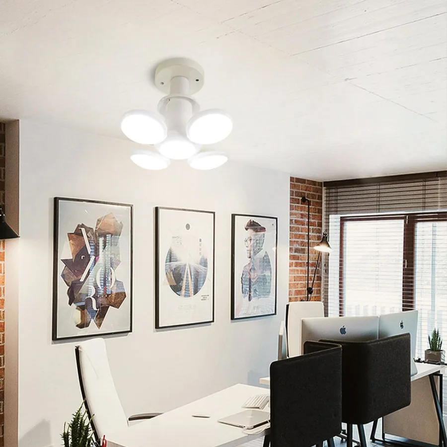 Светодиодная раскладная лампа в гостинной